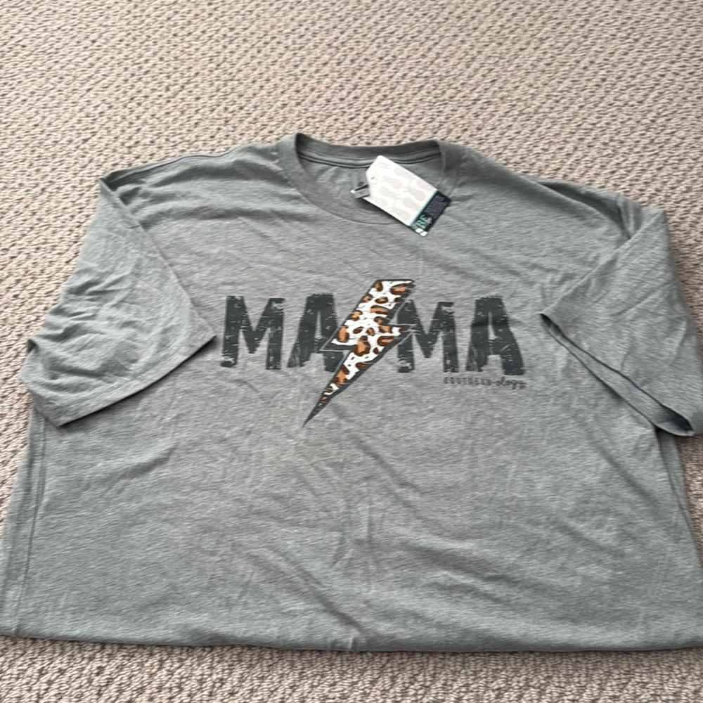 NWT mama T-shirt